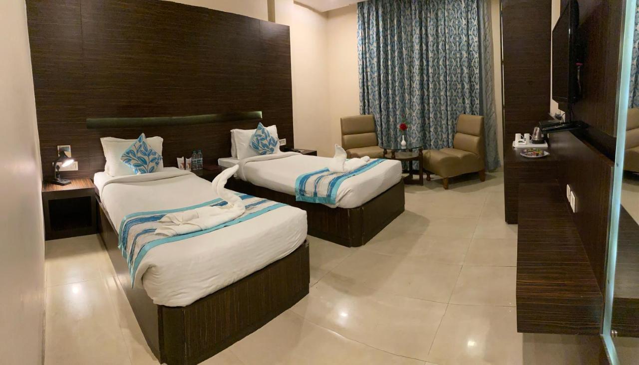 Hotel Ajay International Allahabad Exterior foto